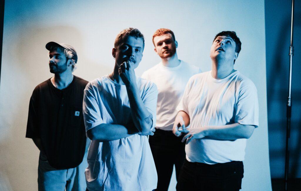 BDRMM - Recensione "Microtonica": coraggio di Hull Shoegazers, considerato perno elettronico