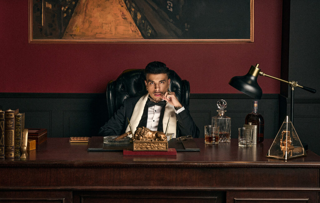 Rauw Alejandro nel tour "COSA NUESTRA": "Dress Up Fancy"