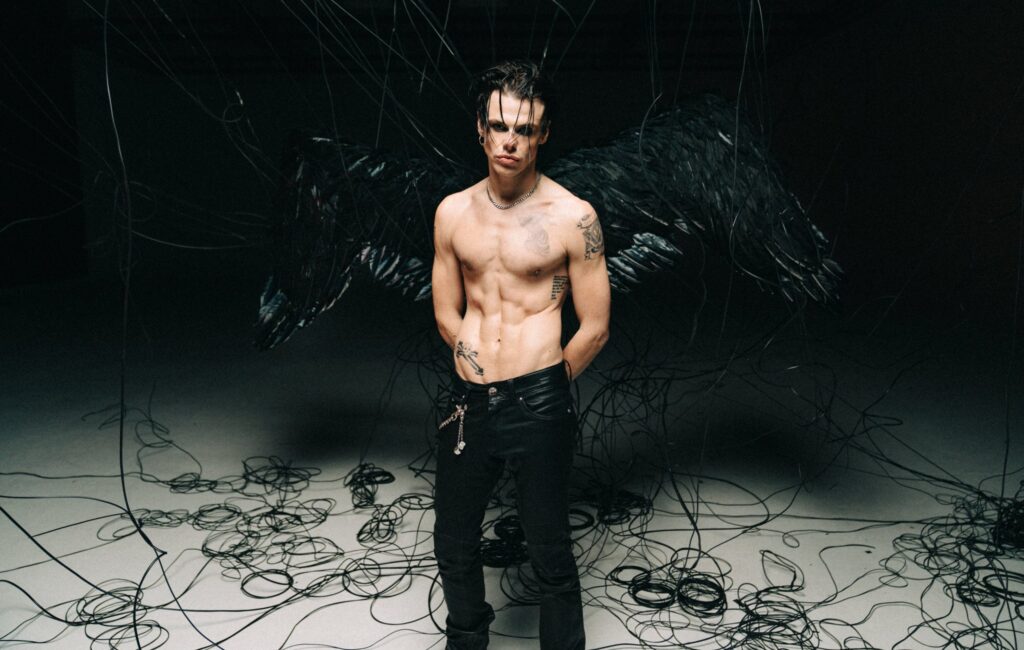 Yungblud è pronto a lasciare i suoi idoli alle spalle