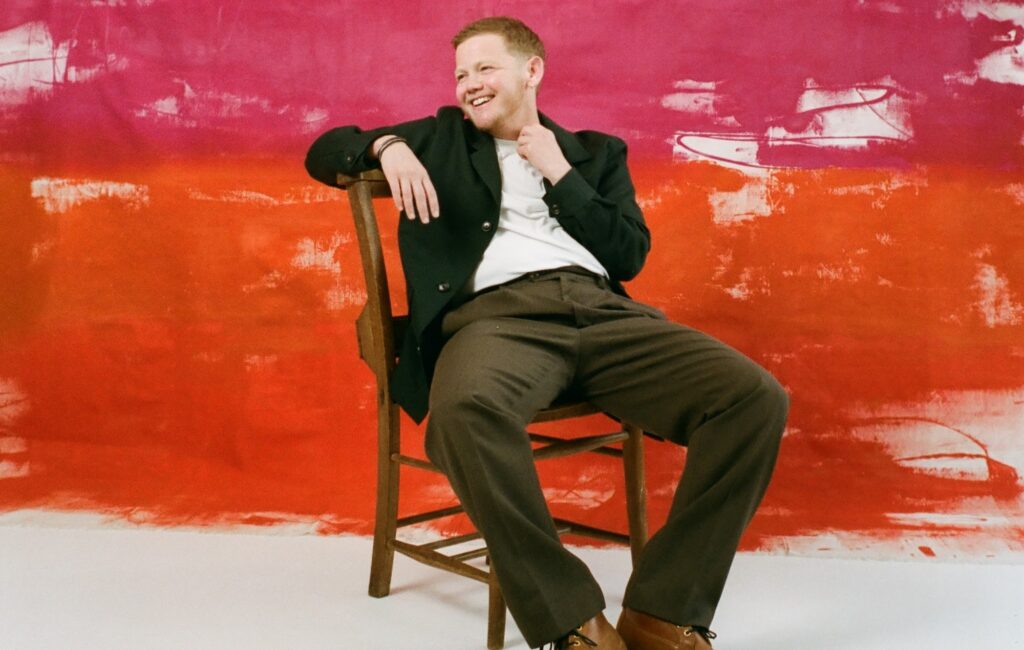 Kae Tempest-Recensione "auto-intitolata": una riflessione stimolante sull'identità e la scoperta di sé