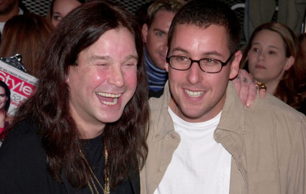 Adam Sandler guarda indietro al cameo "badass" di Ozzy Osbourne in "Little Nicky"