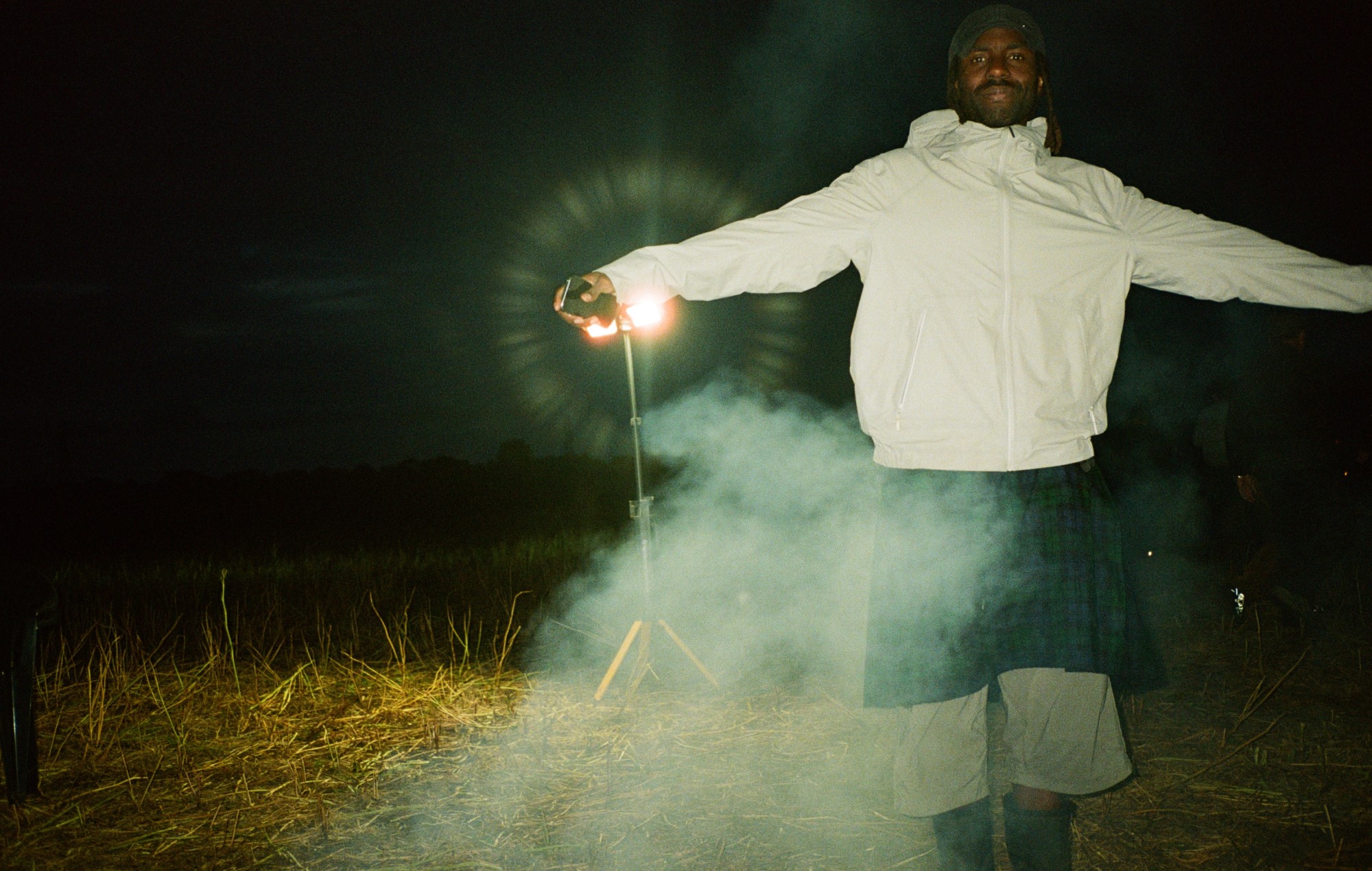 Orange di sangue - recensione di "Essex Honey": splendide riflessioni sul significato di casa