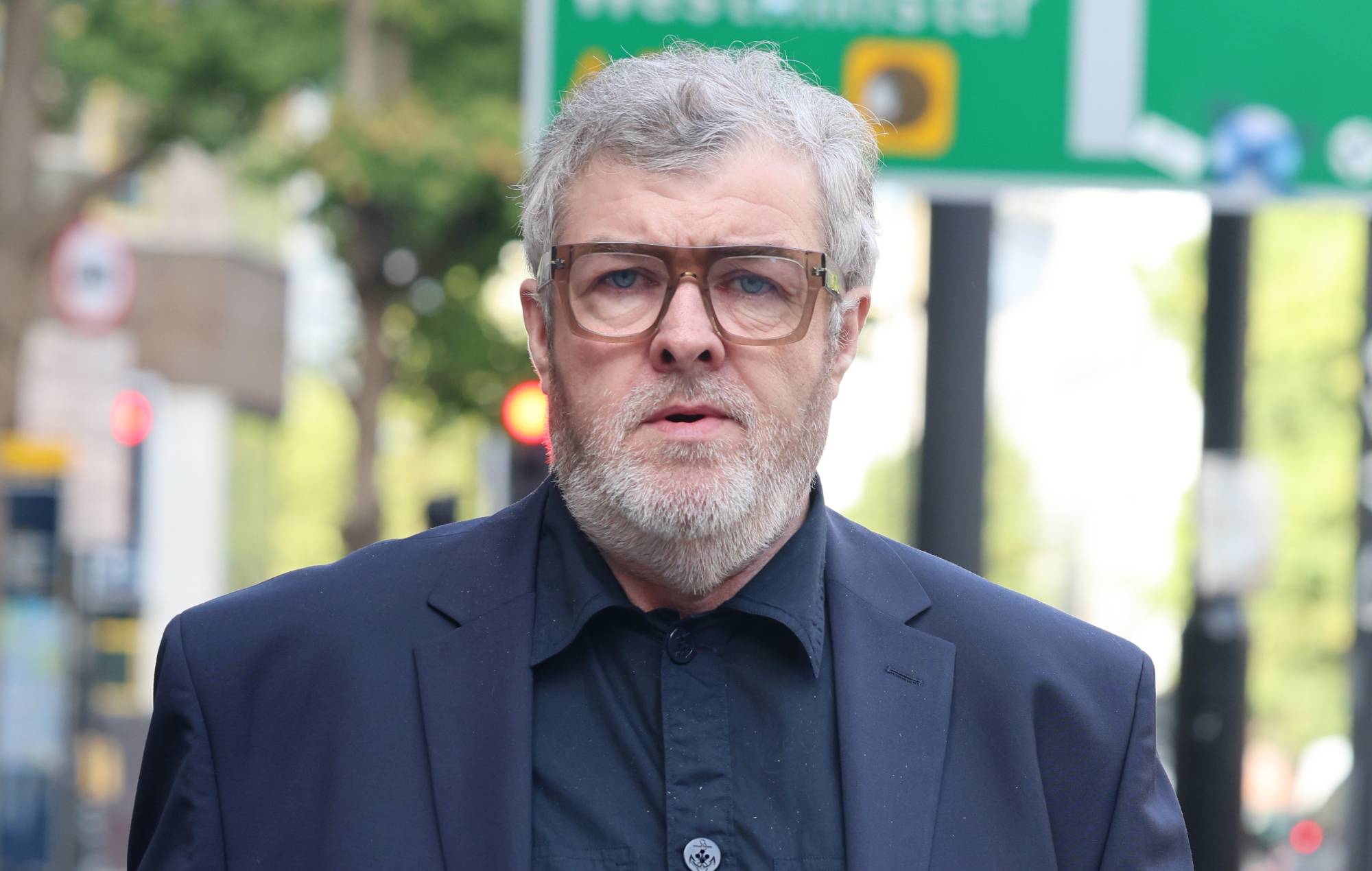 Il fratello di Liam e Noel Paul Gallagher nega le accuse di stupro e aggressione sessuale