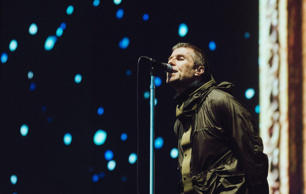 La chitarra che Liam Gallagher "ha distrutto" la notte di Oasis Split va all'asta