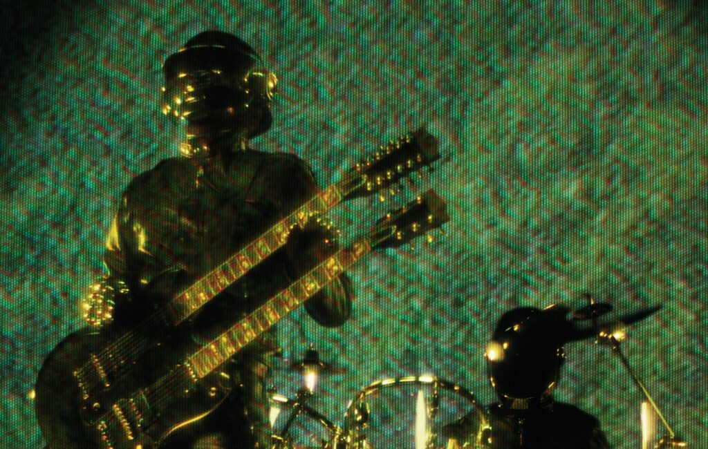 I Daft Punk annunciano la ristampa per il 20° anniversario di “Human After All Remixes”.