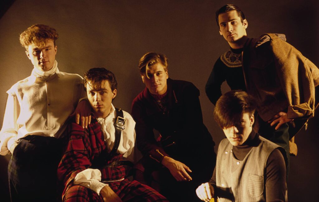 Ascolta la versione live di "Glow" degli Spandau Ballet, inedita dal 1982