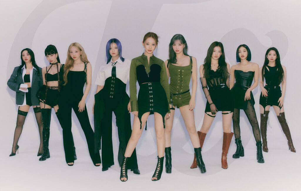 Guarda i riferimenti delle TWICE ai loro successi di debutto nel video musicale del brano del decimo anniversario "ME+YOU"