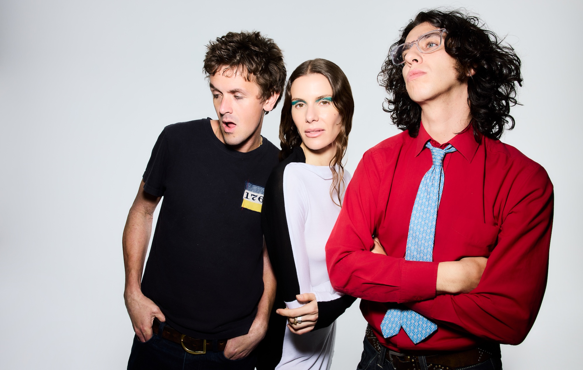 I Bar Italia ci invitano nel mondo “sfacciato e arrogante” del loro nuovo album rivelatore 'Some Like It Hot'