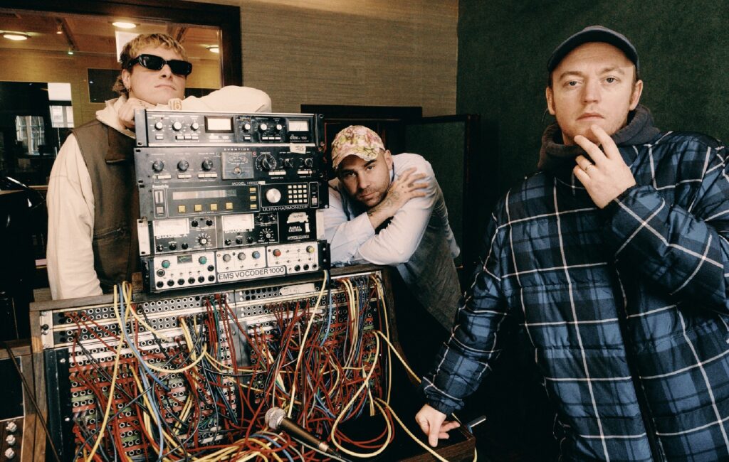 I DMA annunciano il tour nel Regno Unito per il decimo anniversario di "Hills End" nel 2026