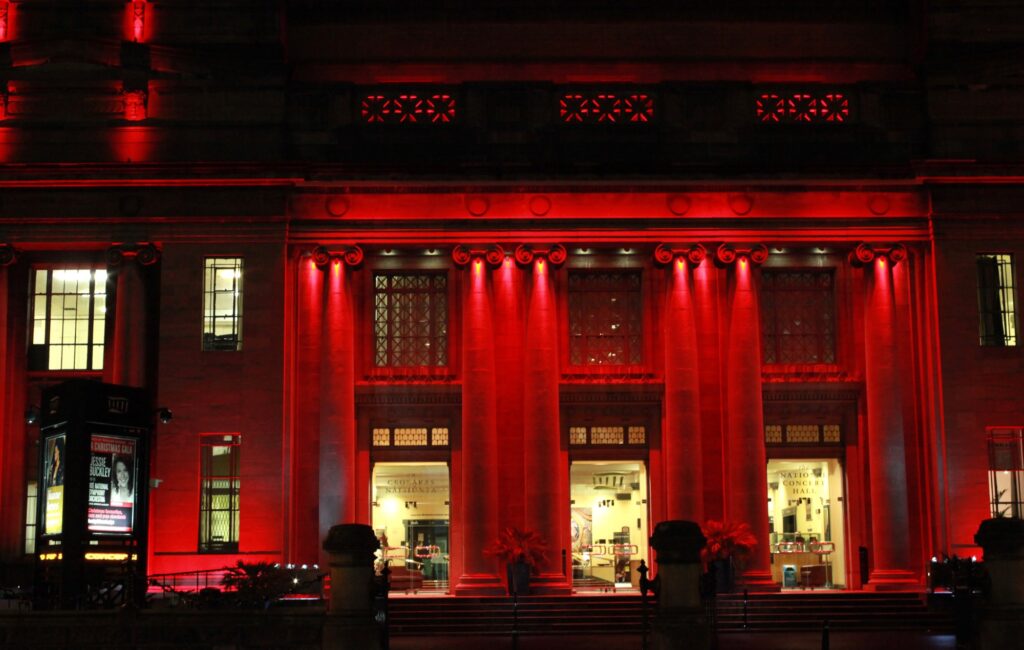 Il governo irlandese approva il regime di reddito di base destinato a sostenere oltre 2.000 creativi il prossimo anno