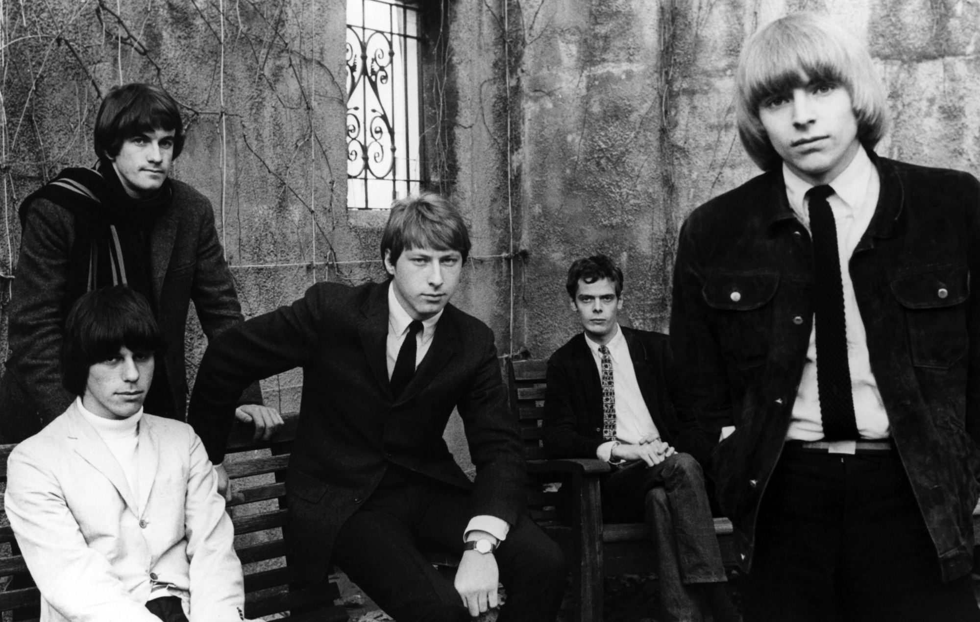 Jimmy Page guida omaggio al co-fondatore e chitarrista dei Yardbirds Chris Dreja