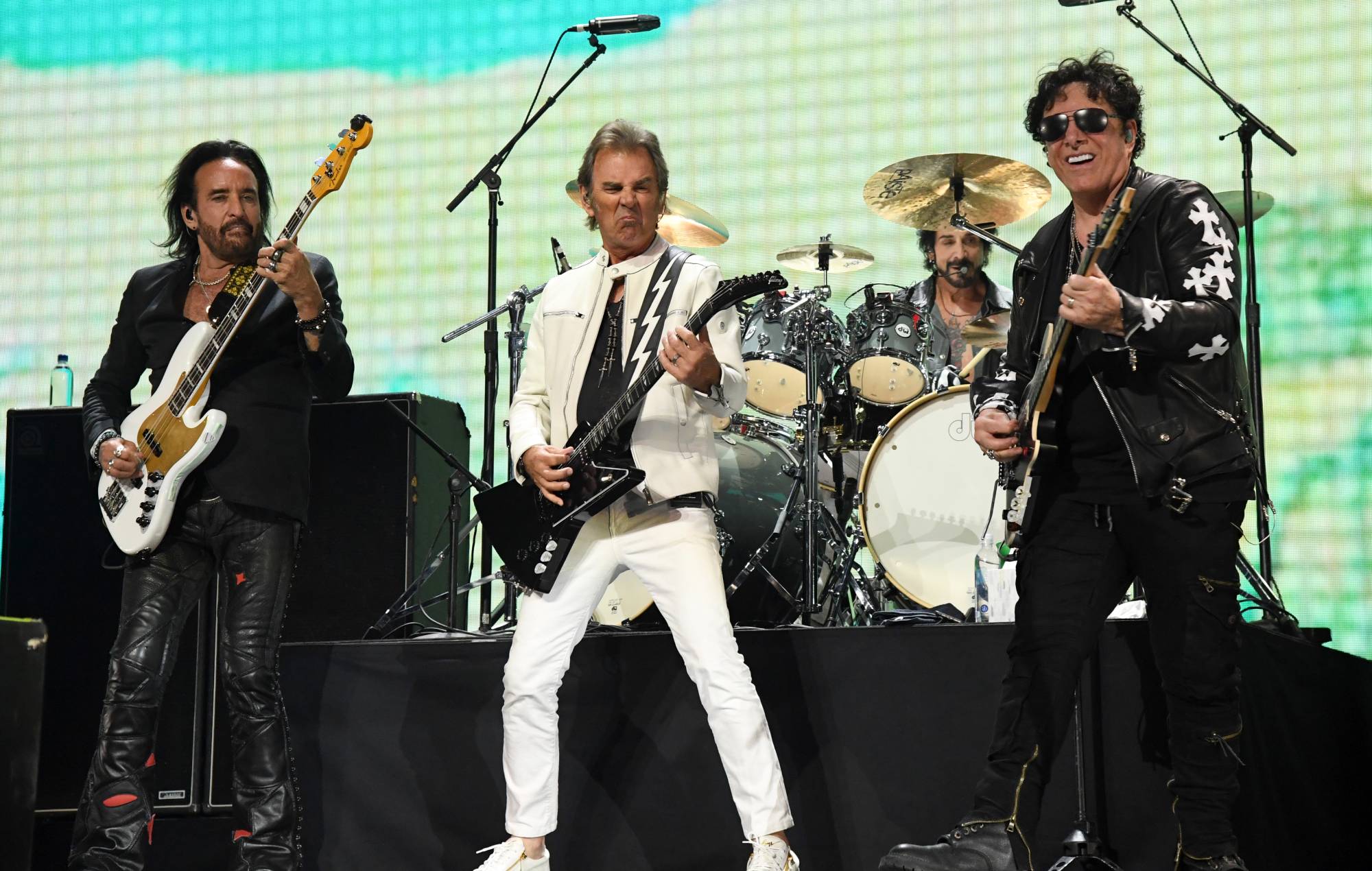 Jonathan Cain dei Journey nega l'affermazione del compagno di band Neal Schon secondo cui lascerà la band