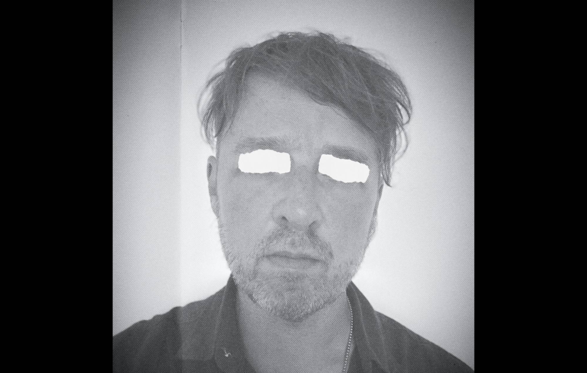 "Queste canzoni sono un po' tristi, divertenti, pesanti e strane"