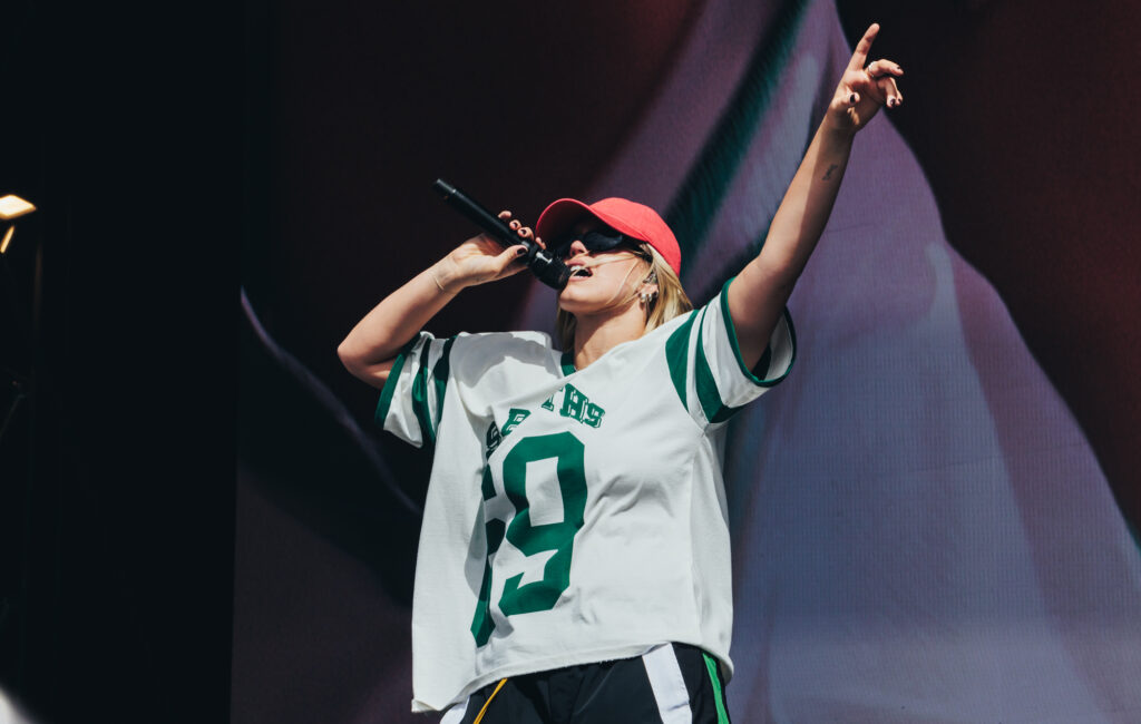 SZA afferma che Reneé Rapp è una "grande fonte di ispirazione" dopo la cover di "Good Days"