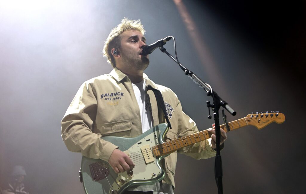 Sam Fender vince il Mercury Prize 2025 per "People Watching"