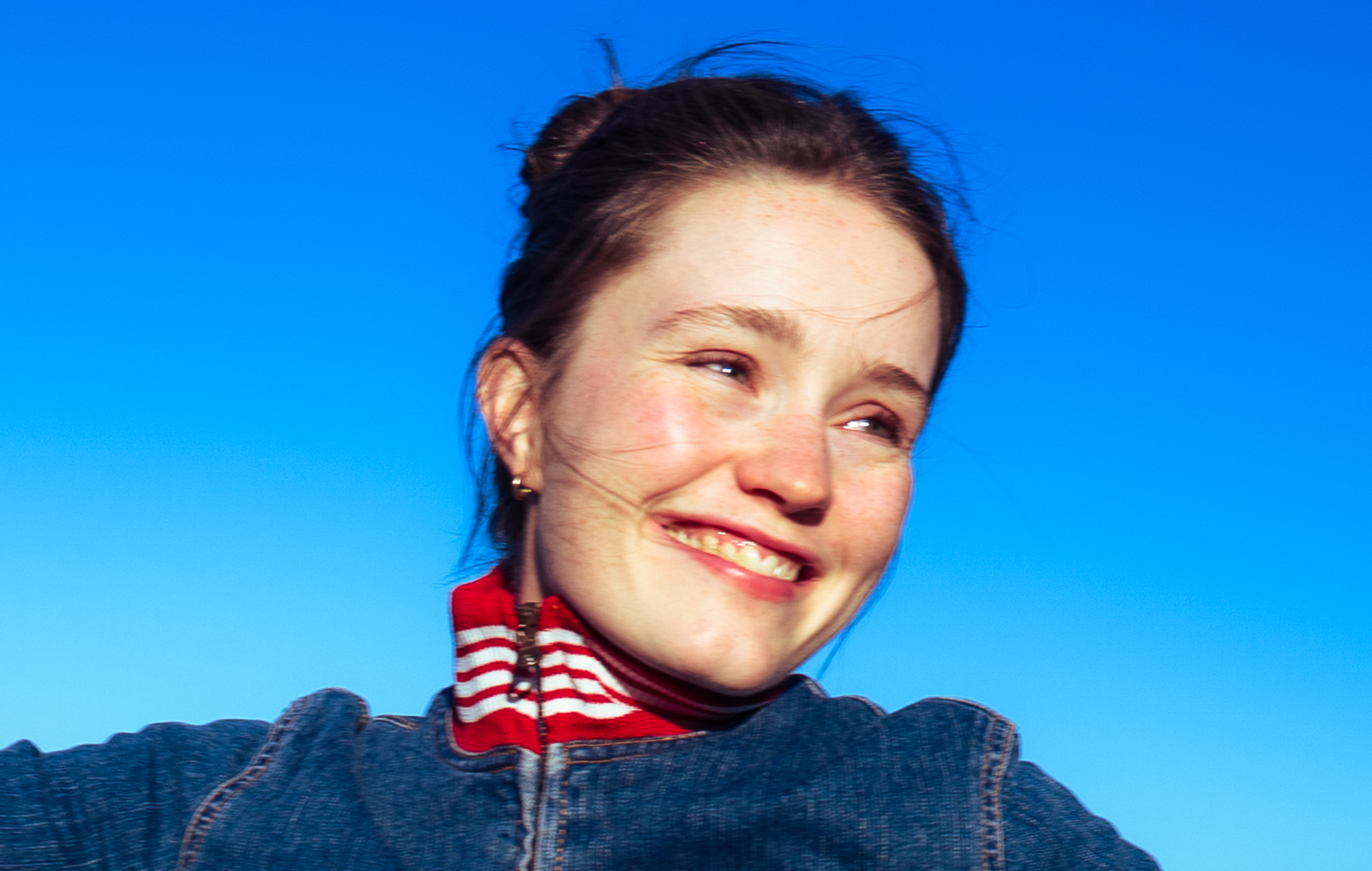 Sigrid annuncia il tour nel Regno Unito e in Europa nel 2026