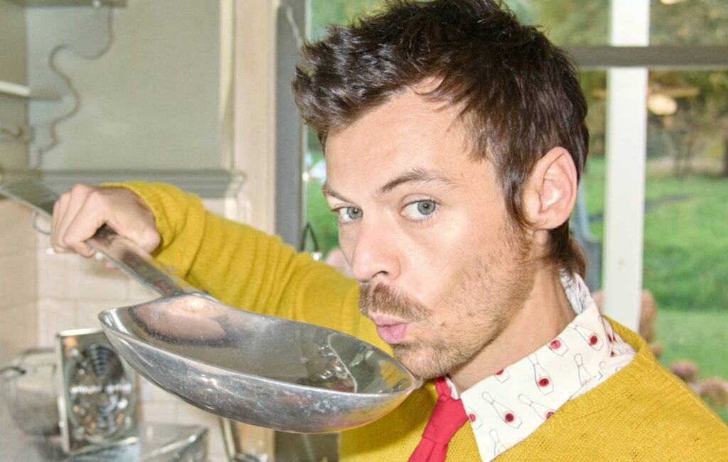 Harry Styles annuncia un tour residenziale in sette città, "Together, Together", tra cui lo stadio di Wembley e il Madison Square Garden