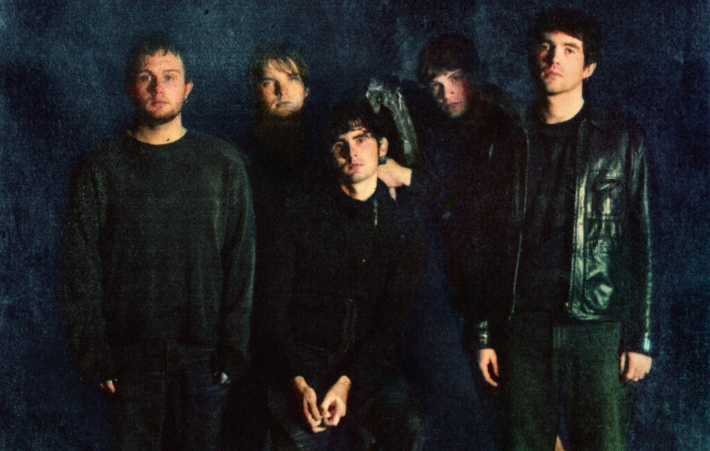 Cardinals – Recensione 'Masquerade': la prossima grande speranza dell'Irlanda rivela verità bruciacchiate