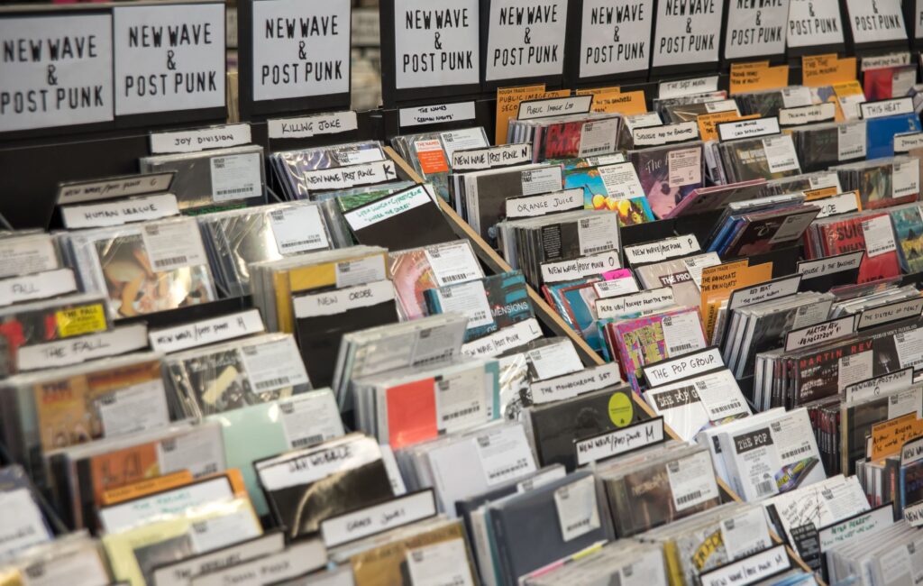 David Bowie, The Snuts e Nilüfer Yanya tra gli annunci anticipati delle uscite per il Record Store Day 2026