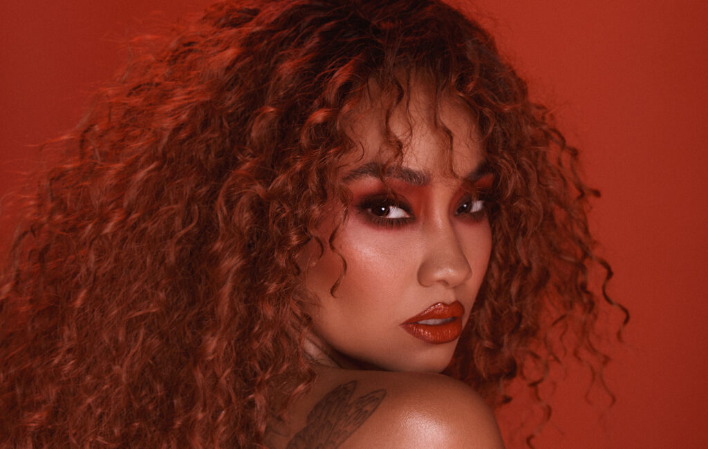 Leigh-Anne sull'indipendenza e sul suo album di debutto da solista: "Non mi dirai che tipo di artista dovrei essere. So chi sono"