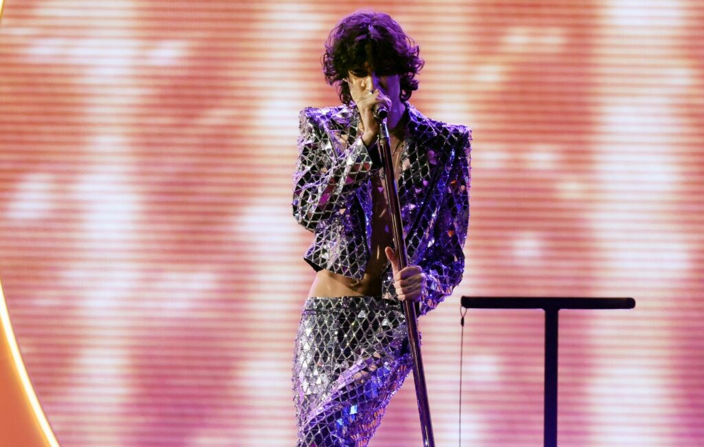 Sombr ha confermato che si esibirà ai BRITS 2026