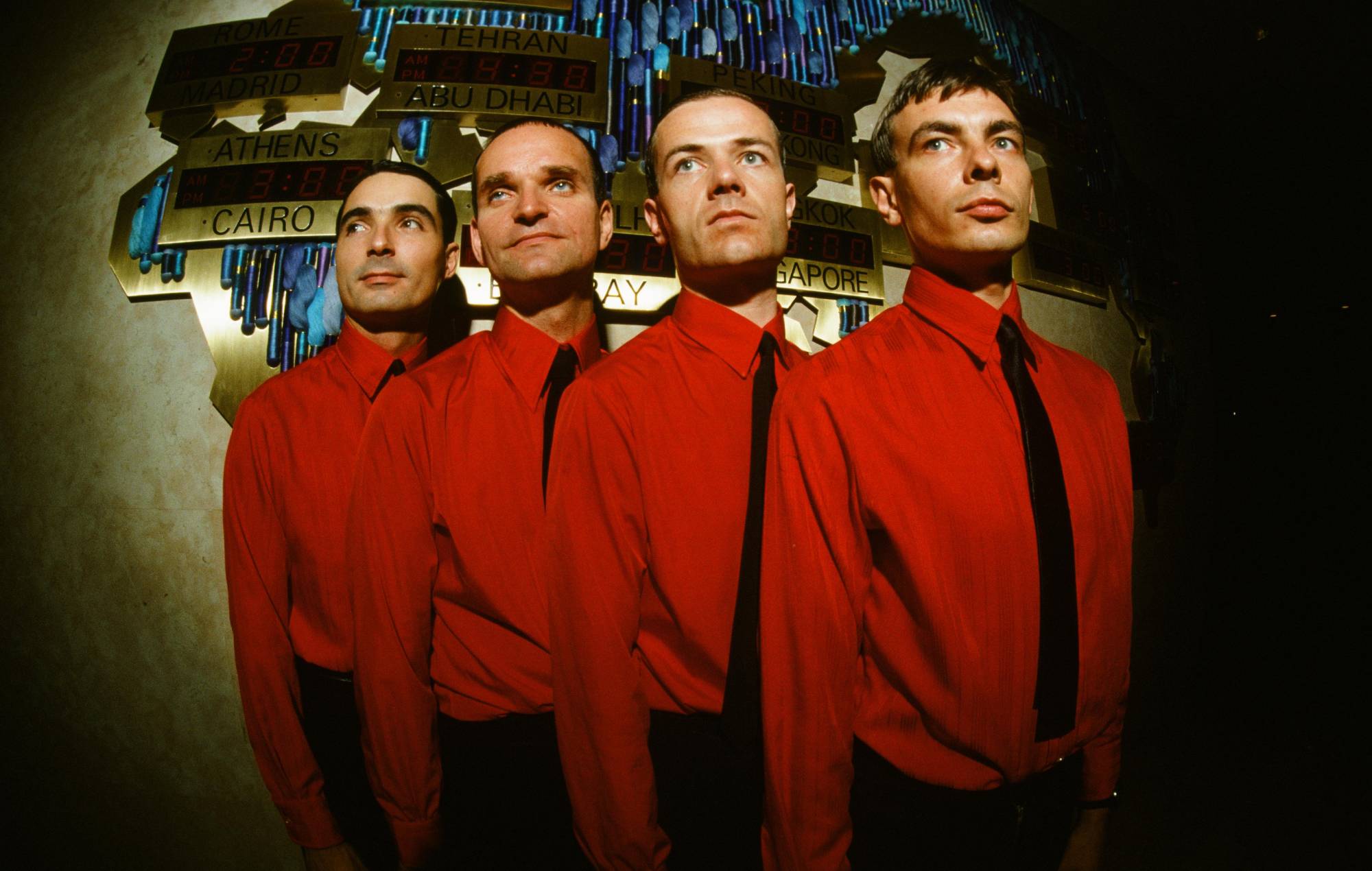 I Kraftwerk annunciano le “vivaci” ristampe del cinquantesimo anniversario di “Radio-Activity”.