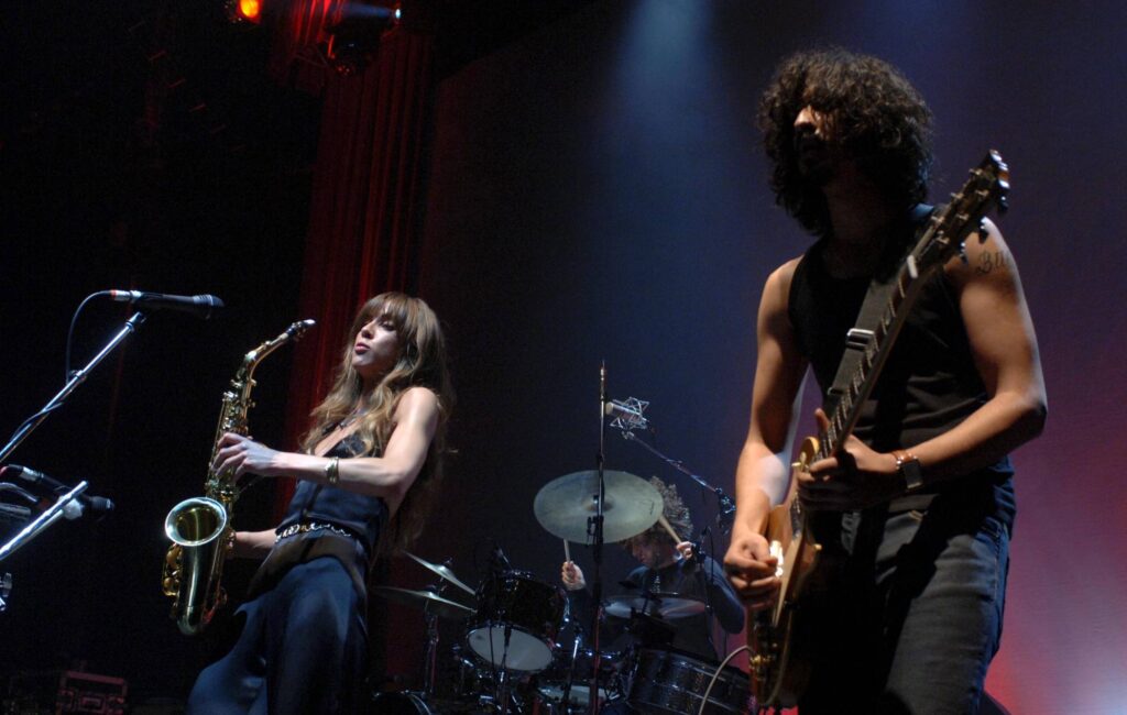 Love Music Hate Racism condivide un comunicato dopo che l'ex chitarrista degli Zutons Boyan Chowdhury "è stato attaccato da una banda di ragazzi" a Liverpool