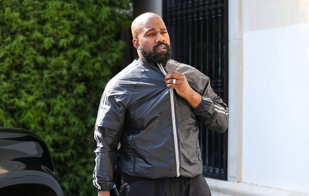 A Kanye West è stato impedito di recarsi nel Regno Unito a seguito delle polemiche sul Wireless Festival