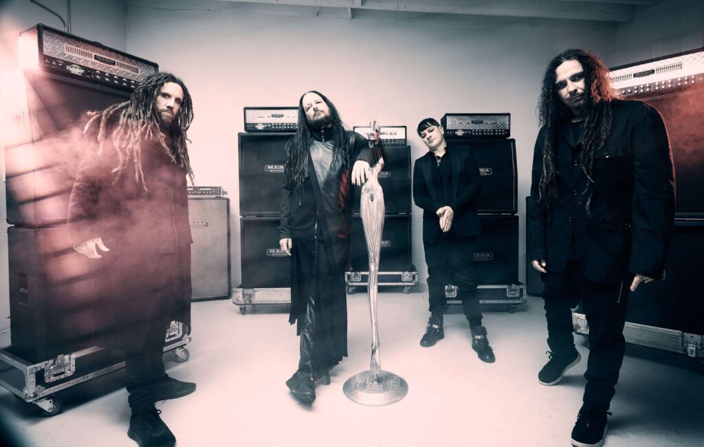 I KoRn condividono la prima nuova musica in quattro anni con la feroce "Reward the Scars" di "Diablo IV"
