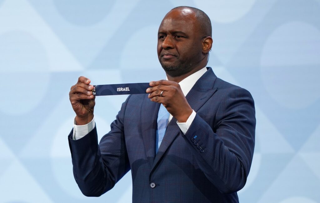 Kneecap, The Mary Wallopers, Annie Mac e altri ancora sostengono la campagna "Stop The Game" per protestare contro la partita Irlanda-Israele