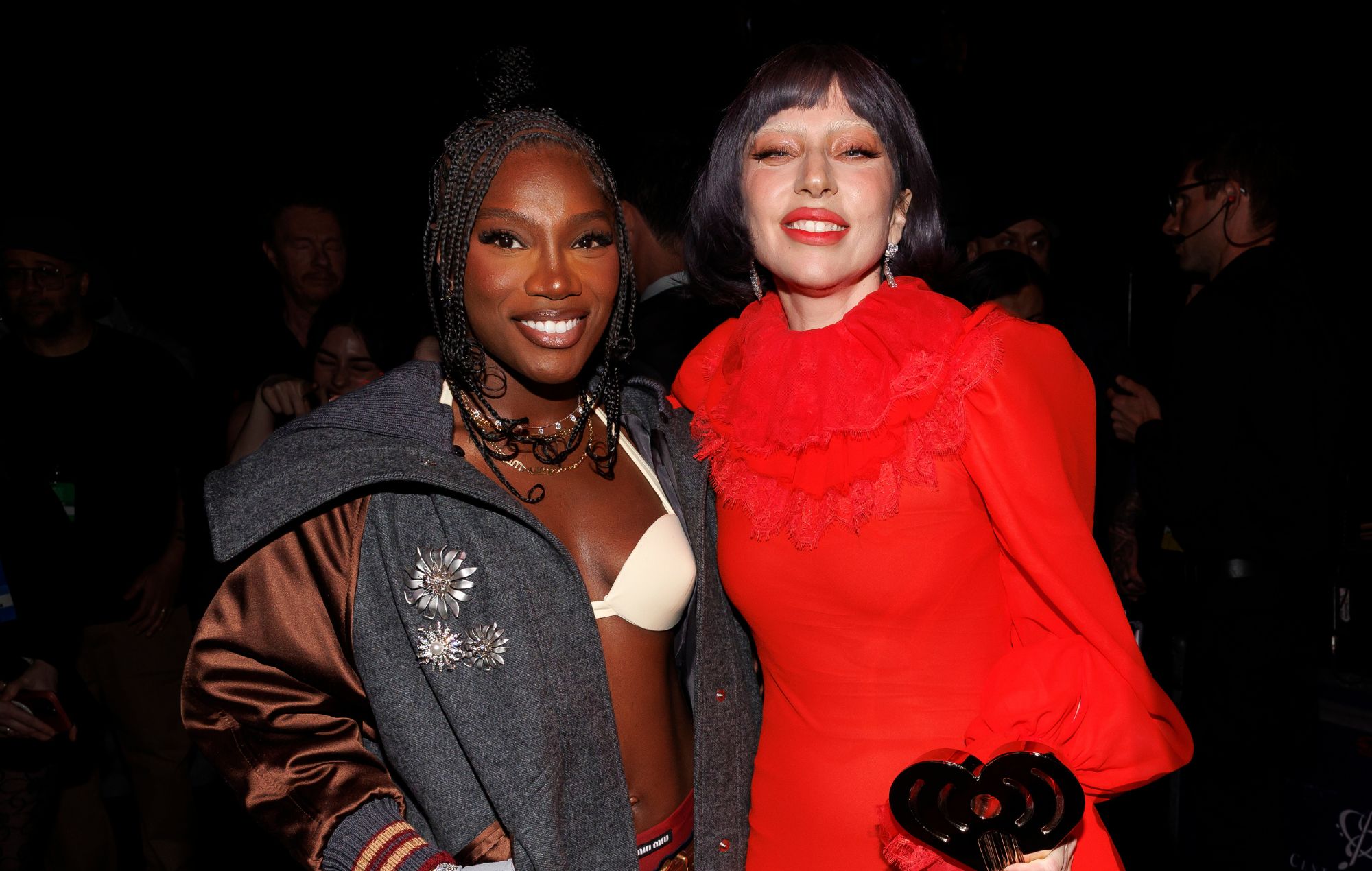 Lady Gaga e Doechii si uniscono per il nuovo singolo impenitente "Runway" tratto da "Il diavolo veste Prada 2"