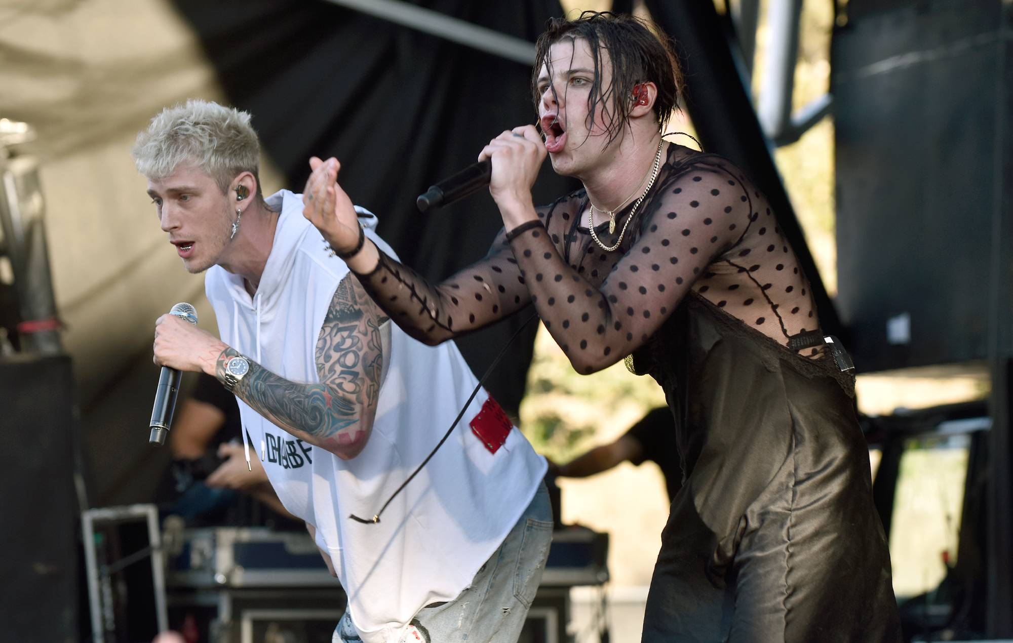 MGK sta chiamando Yungblud e The Osbournes in "Fix Ur Face"?