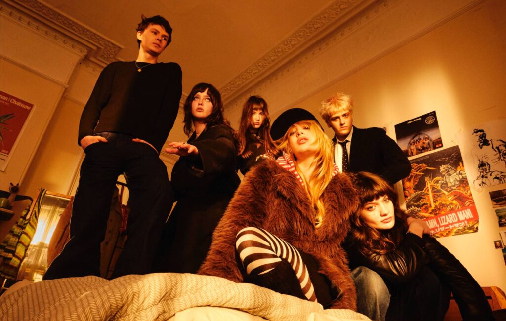 Man/Woman/Chainsaw annunciano il tanto atteso album di debutto "Cannonball" con il pulsante singolo "Nosedive"