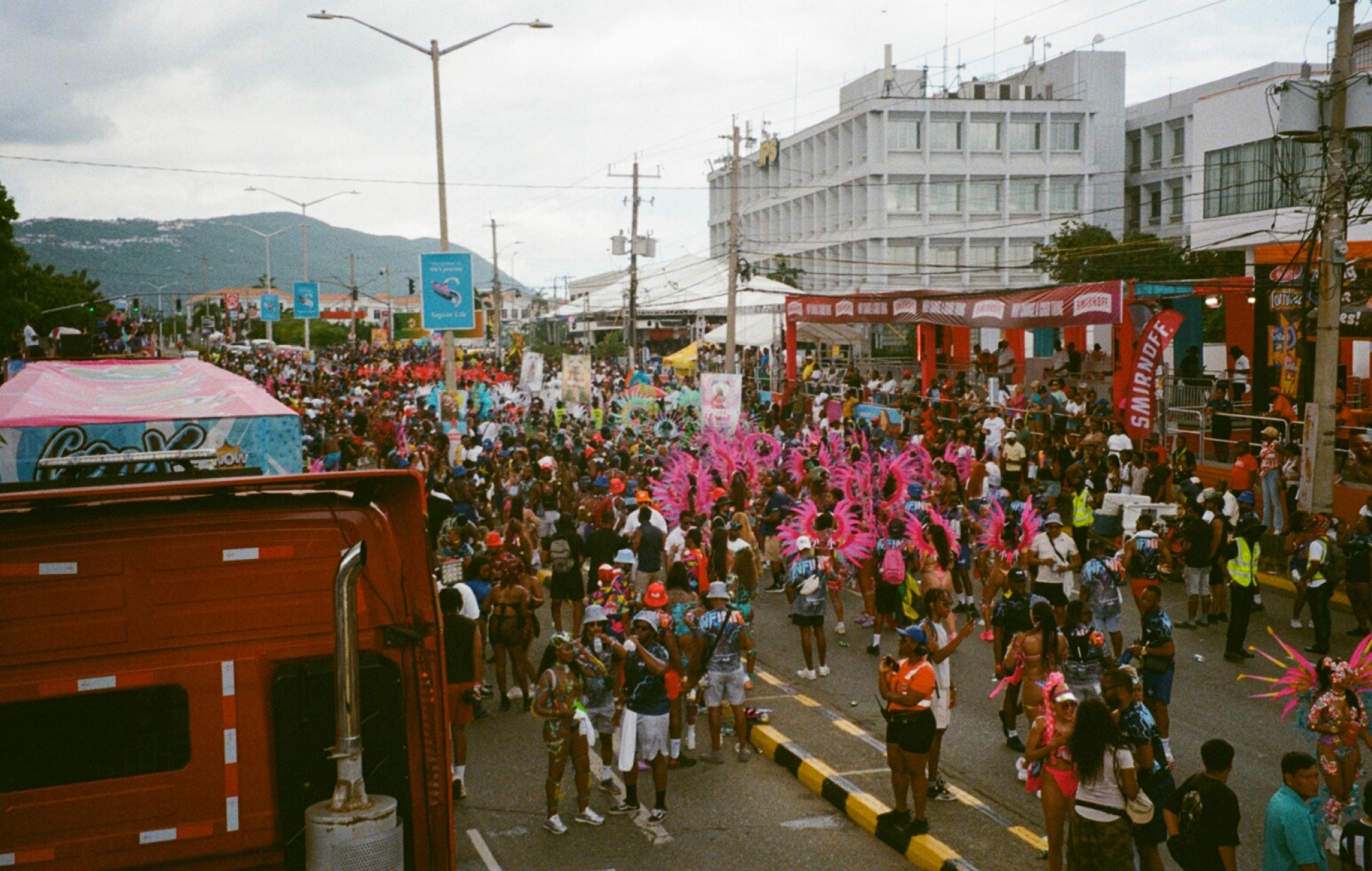 come la musica ha portato una nazione attraverso la devastazione