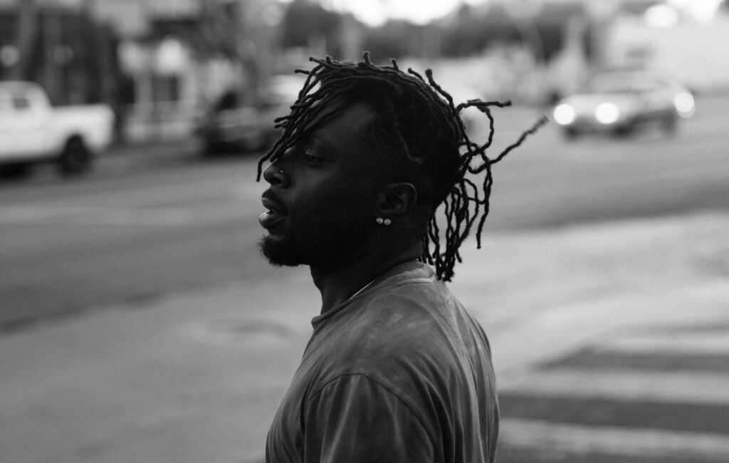 Isaiah Rashad – Recensione 'It's Been Awful': stordito, ferito e tremendamente onesto