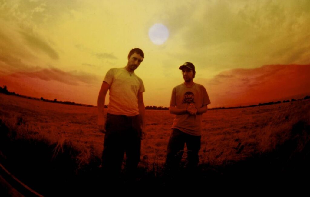 I Boards Of Canada pubblicano il doppio lato A "Introit" e "Prophecy At 1420 MHz"