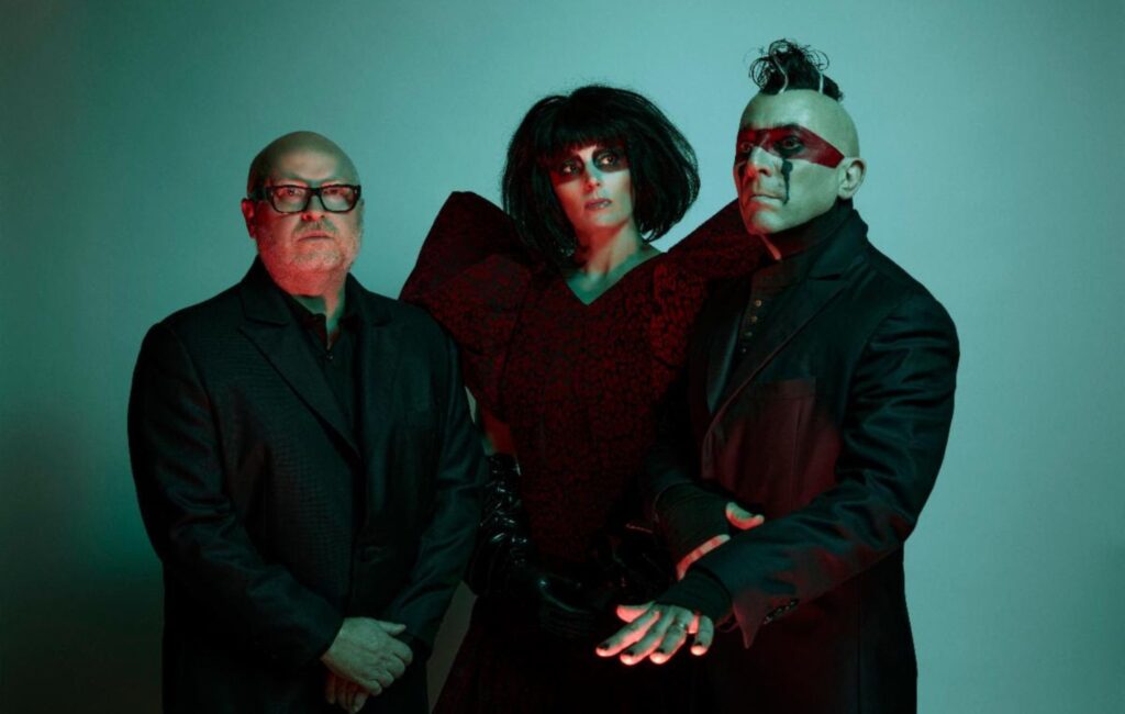 I Puscifer annunciano il tour nel Regno Unito e in Europa nel 2026, oltre alle date con A Perfect Circle