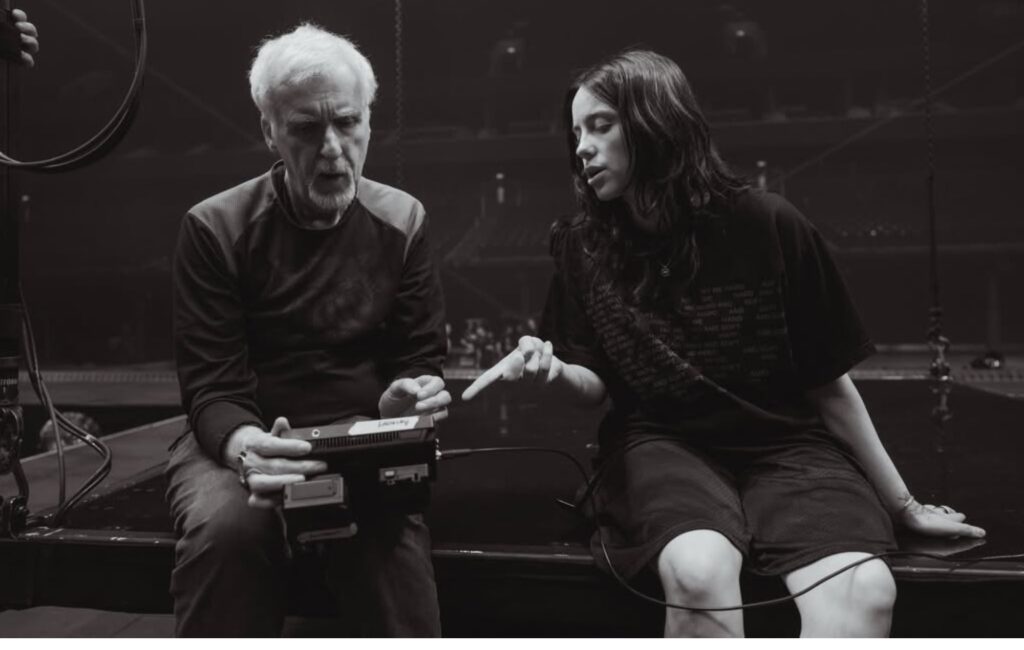 I fan di Billie Eilish stanno pogando alle proiezioni cinematografiche del nuovo film-concerto