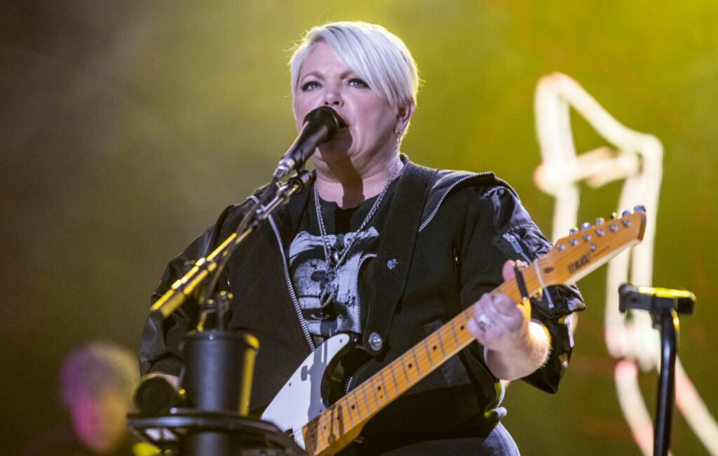 La Casa Bianca risponde dopo che Natalie Maines di The Chicks ha definito Donald Trump una "fuggitiva troia"