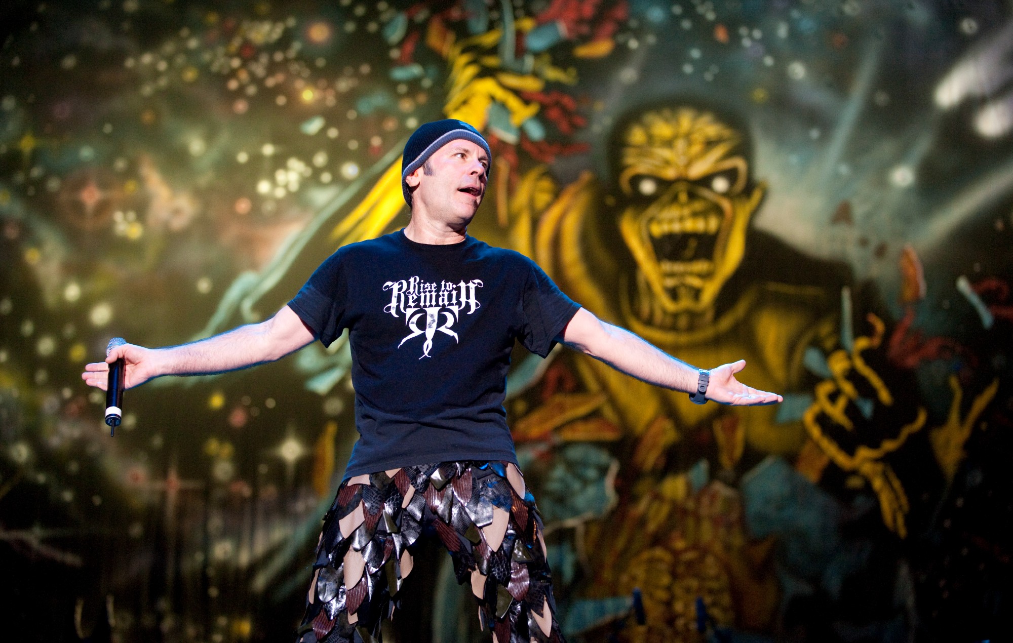 La mascotte degli Iron Maiden, Eddie, elogiata dai Metallica, dai Public Enemy e altri in un esclusivo doc clip