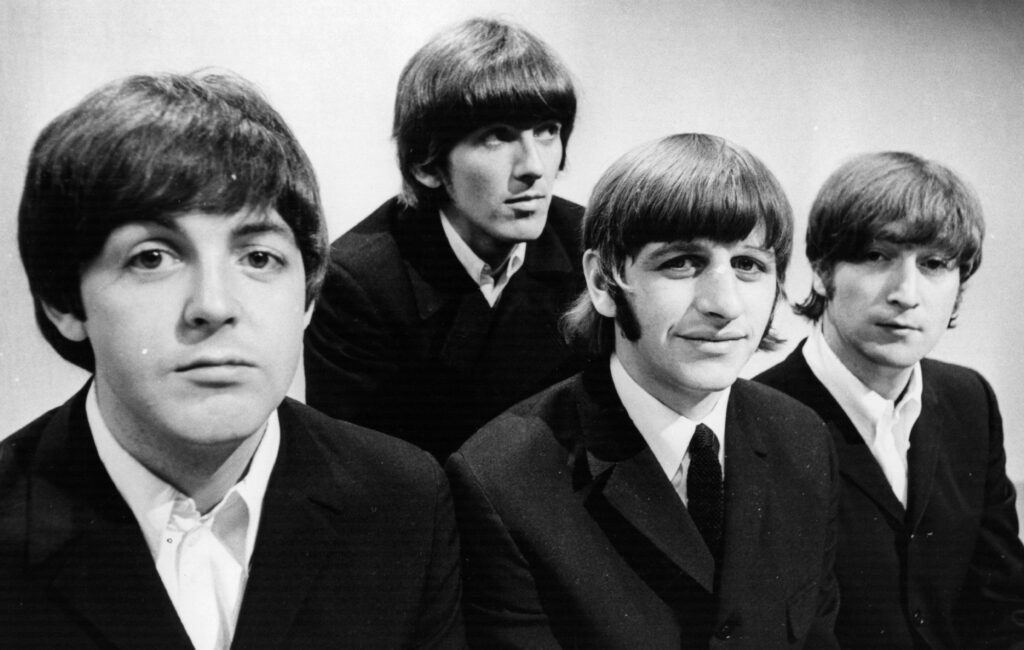 Paul McCartney ammette finalmente che i Beatles sono stati “la più grande band di sempre”: “Sono un fan”