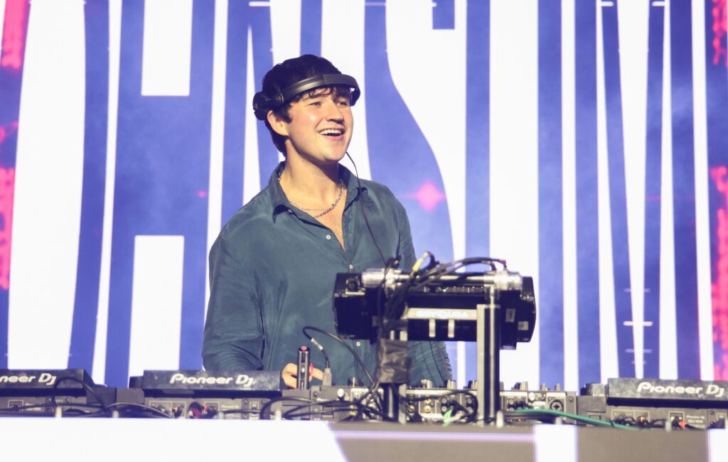 "Chi cazzo è John Summit?" L'artista risponde prima di dirigere il Lollapalooza