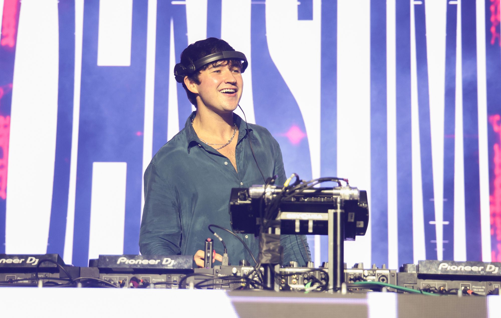"Chi cazzo è John Summit?" L'artista risponde prima di dirigere il Lollapalooza
