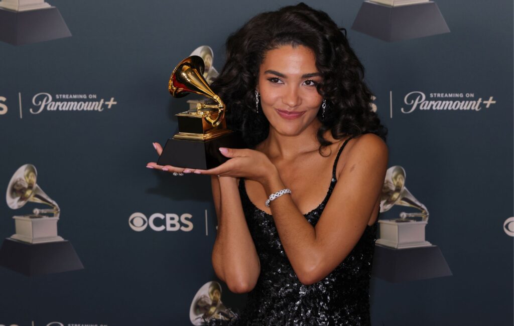 I Grammy annunciano modifiche alle regole del miglior nuovo artista e dell'album insieme a cinque nuove categorie