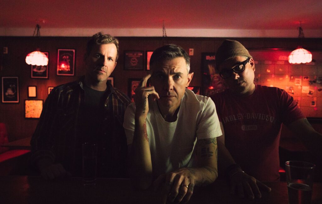 Jim Ward sulla "fine del secondo atto di Sparta", il suo legame con Turnstile e il legame con At The Drive-In