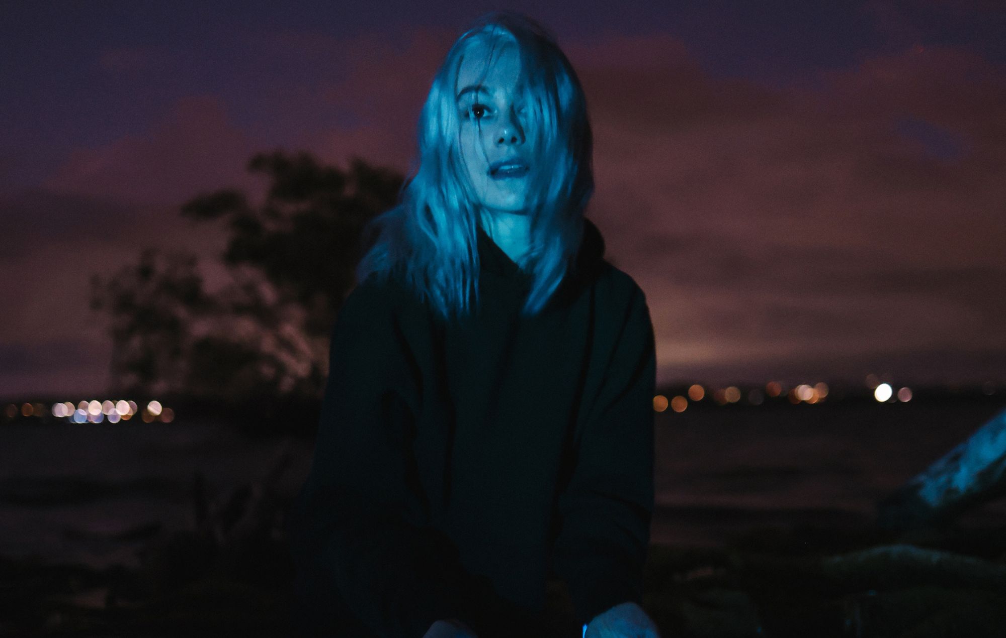 Phoebe Bridgers annuncia un tour nelle arene nel 2026 nel Regno Unito, Europa e Nord America senza telefoni