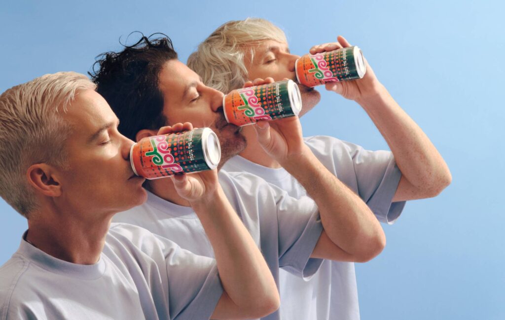 The Avalanches e Jamie xx condividono il pezzo forte dell'estate "Every Single Weekend"