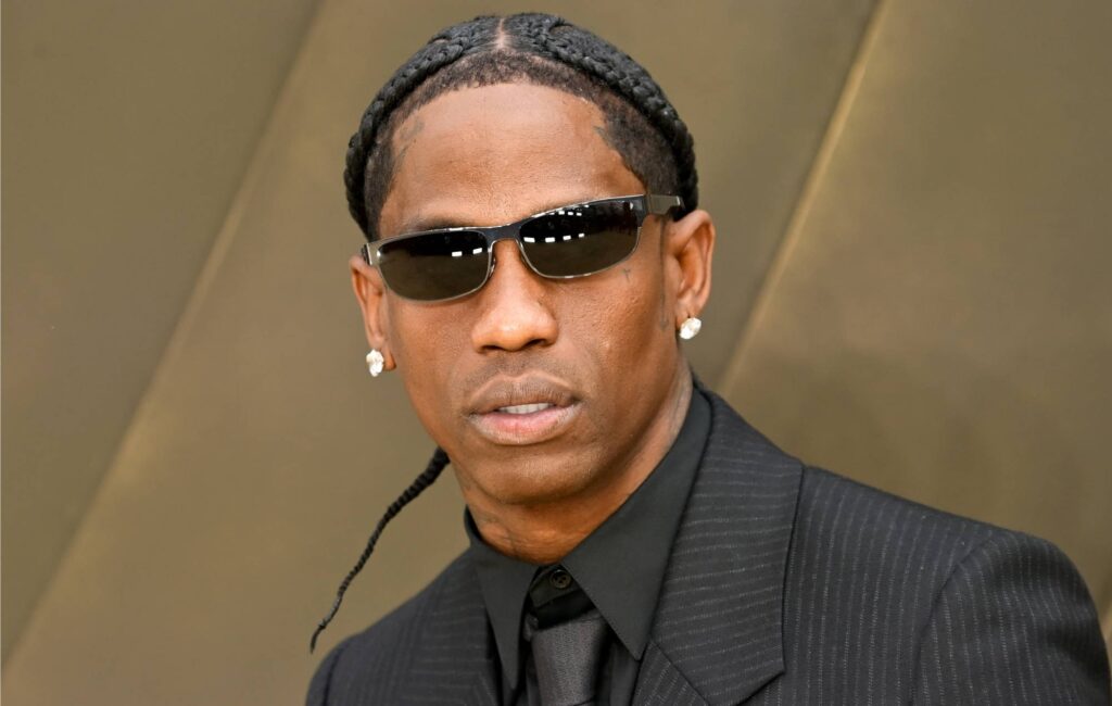 Dai un'occhiata alla canzone "When I'm Home" dei titoli di coda di "The Odyssey" di Travis Scott, in collaborazione con James Blake e Ludwig Göransson