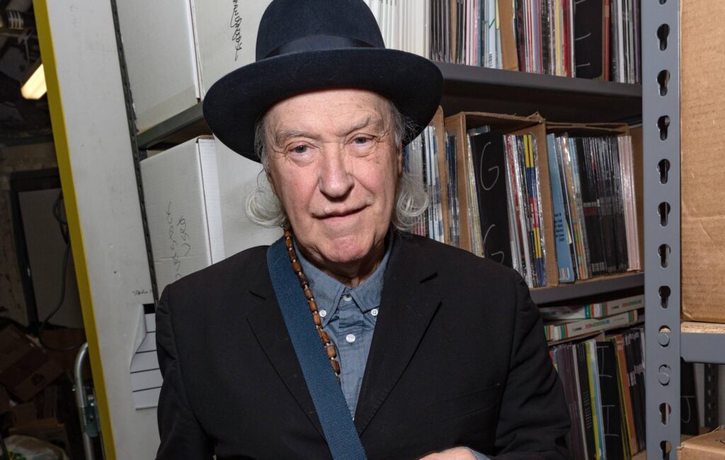 Dave Davies riaccende la faida dei Kinks con i Beatles: “George Harrison era l'unico che mi piaceva davvero”