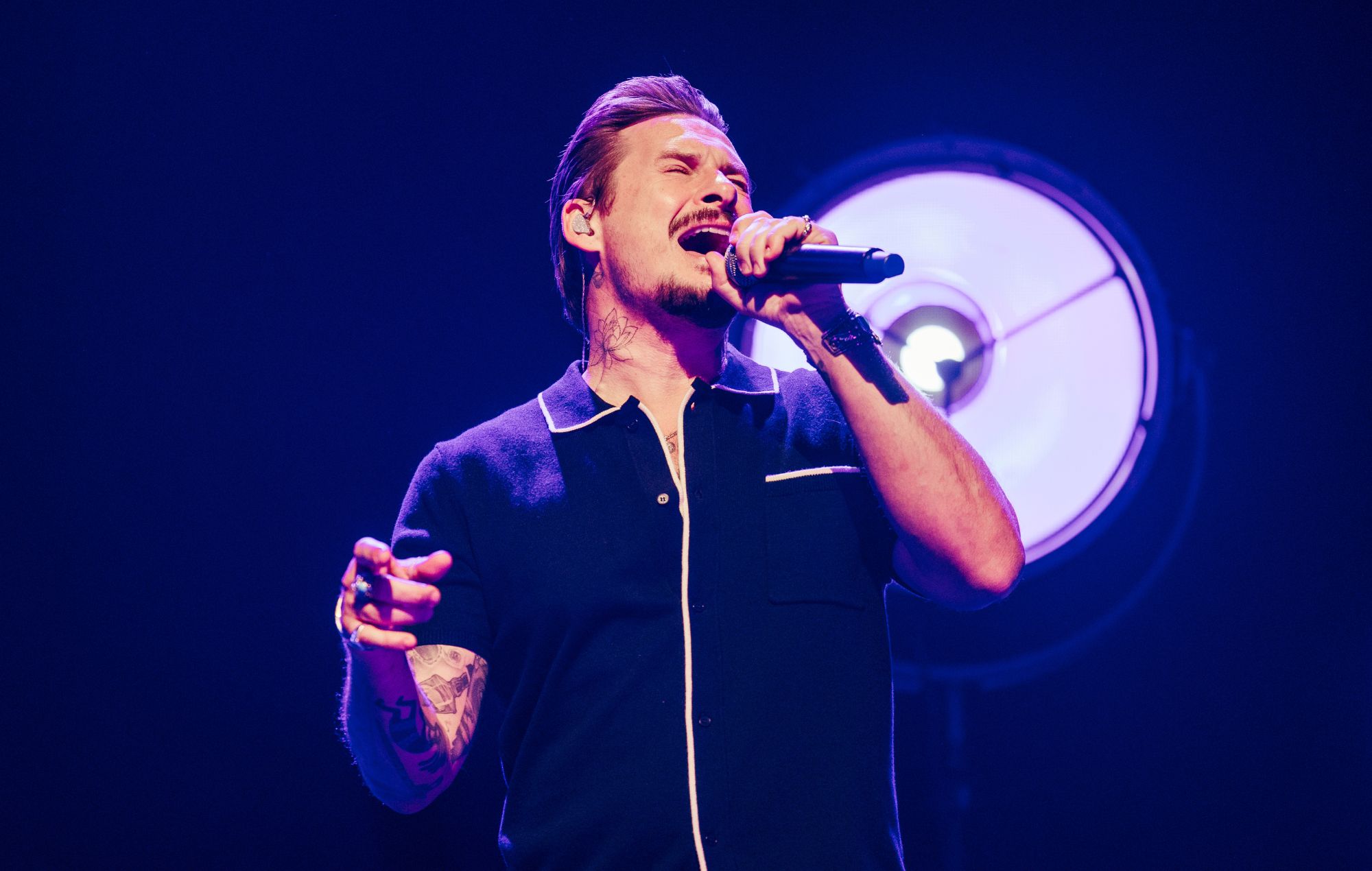 Il cantante blu Lee Ryan sarà condannato per aggressione razziale aggravata contro uno steward di volo dopo aver perso l'appello
